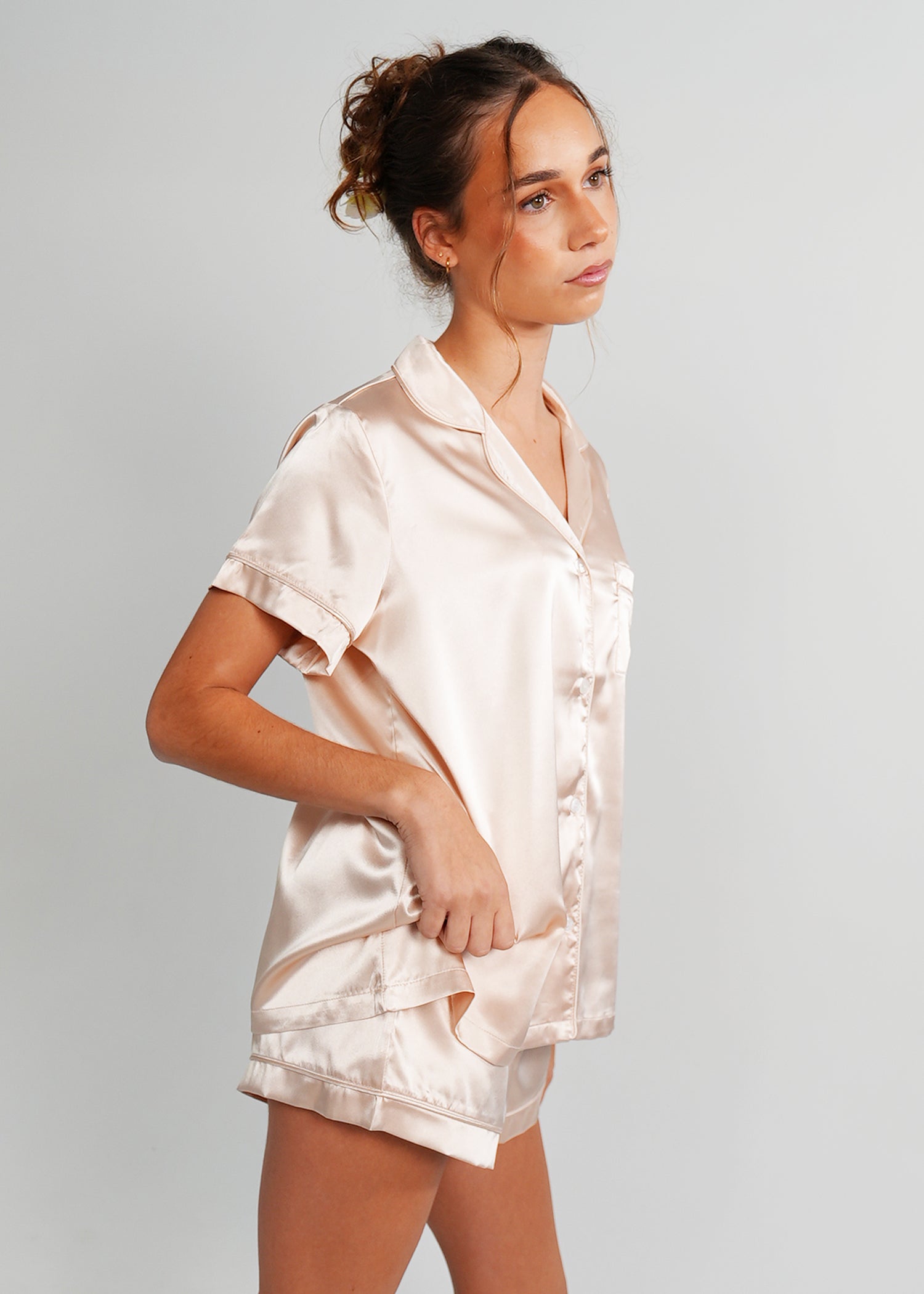 18_07d21d2f-50cd-4f2e-b3dd-173d6b0cd859.jpg